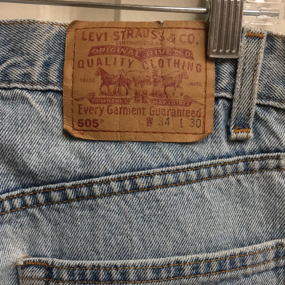 Men's 34/30 Levi’s Distressed Jeans, Light Blue - Picture 8 of 8